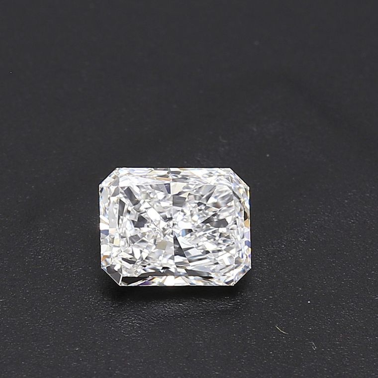 DI00704177